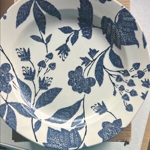 Ralph Lauren White Garden Vine Plate